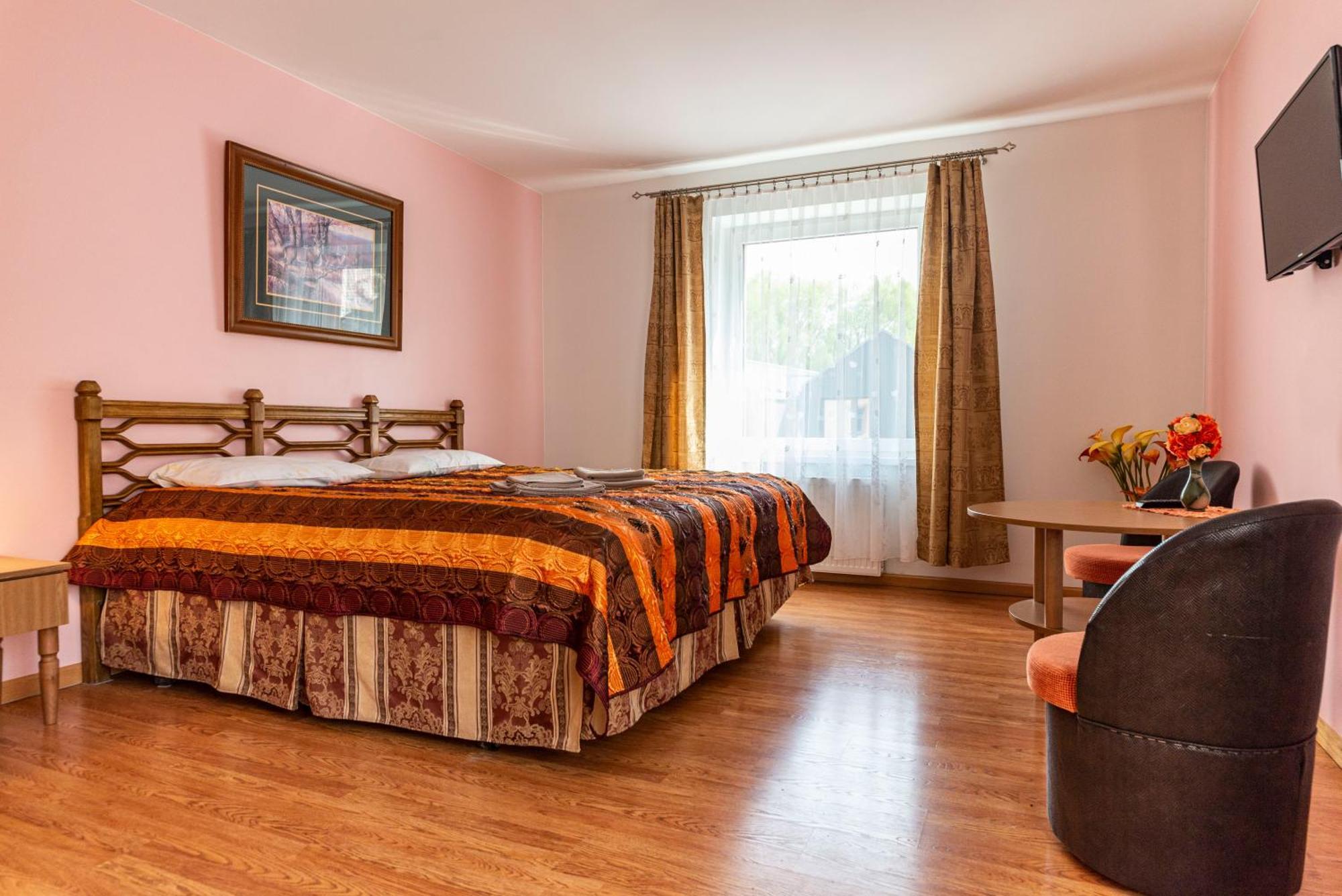 Hotel Smiltele Palanga Esterno foto