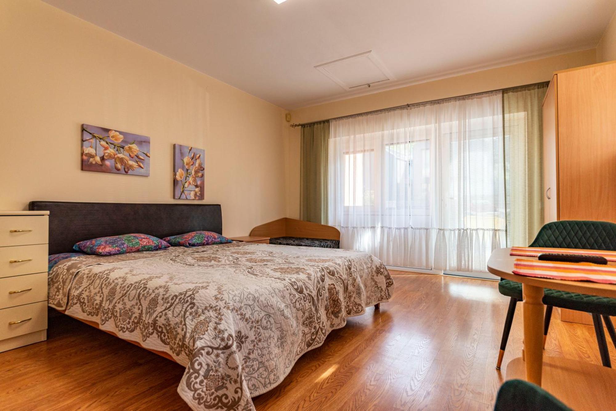 Hotel Smiltele Palanga Esterno foto